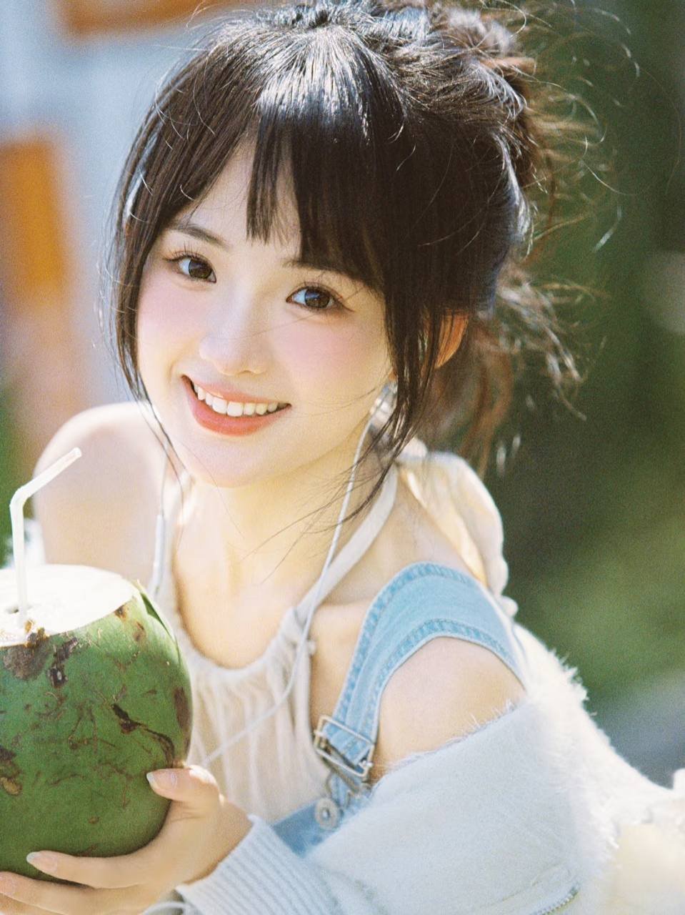 包养网真实经历：女大学生月入2-5万高端包养避坑全攻略